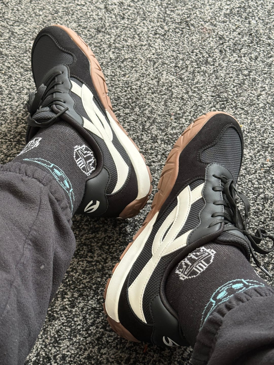 Customer photo review of Hareball - Wide Toe Sneakers