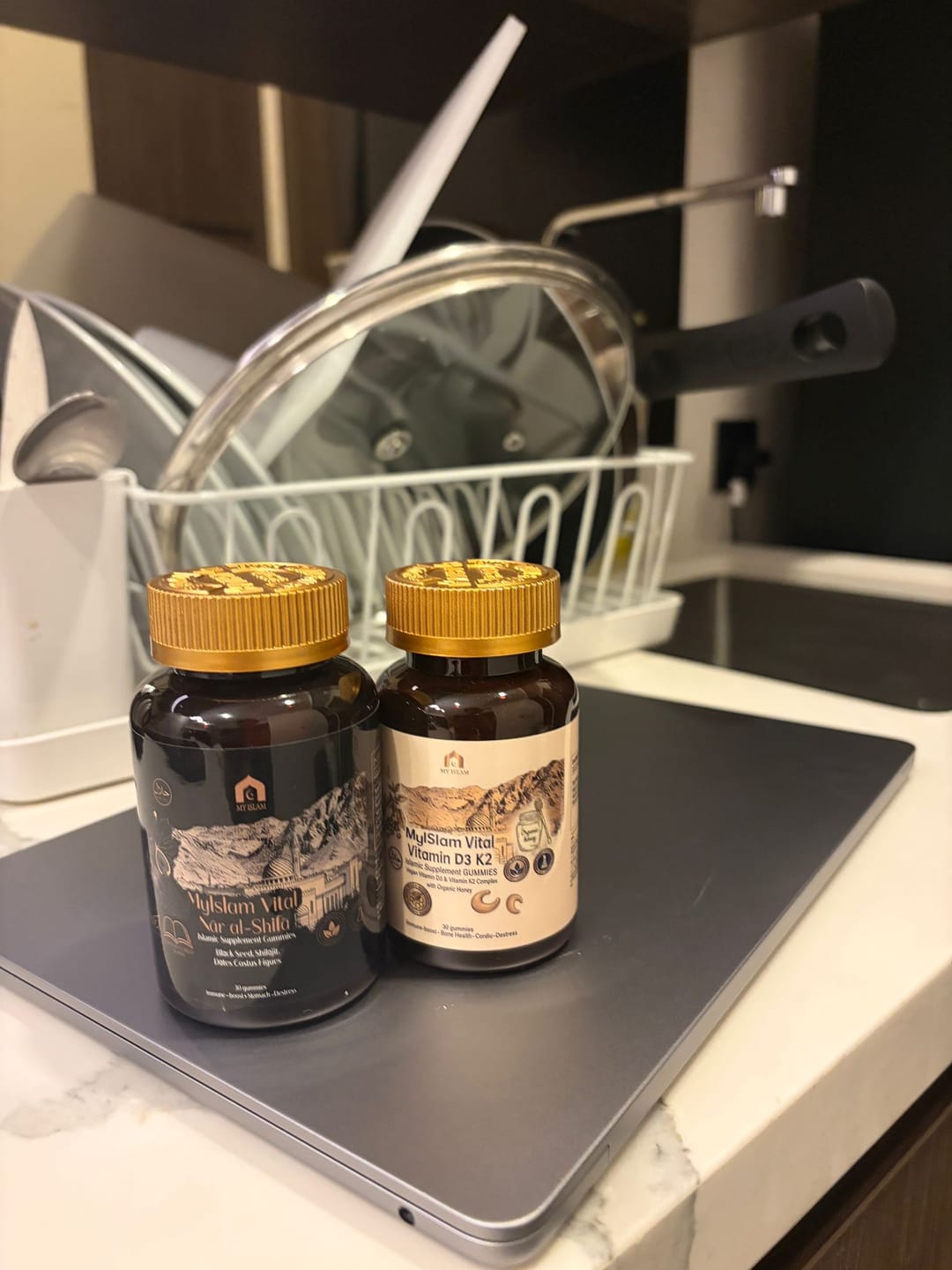 Customer photo review of 2in1 Set: All-In-One & Vitamin D3, K2 Gummies