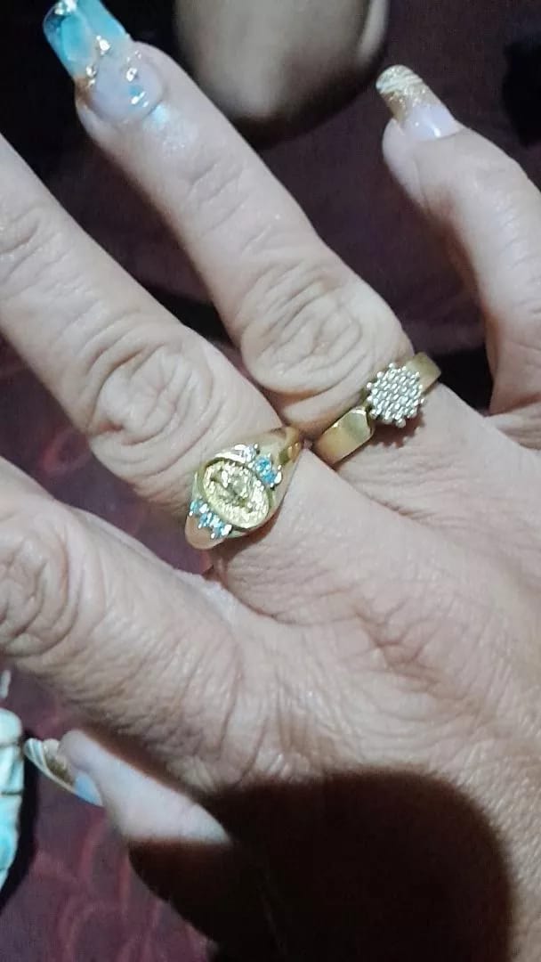 Customer photo review of Anel Nossa Senhora das Graças - Feminino