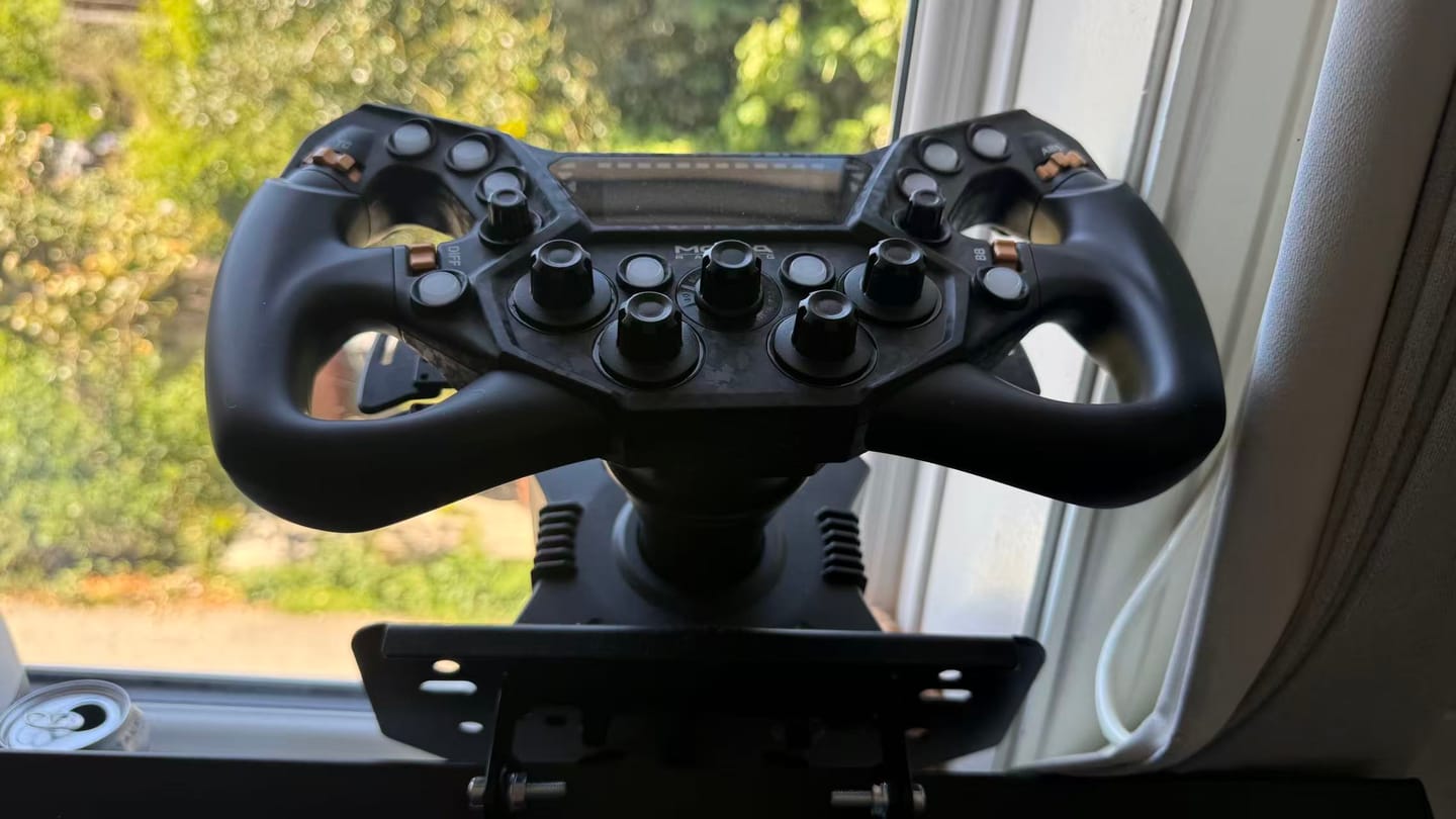 Customer photo review of MOZA RACING R12 V2 Wheel Base