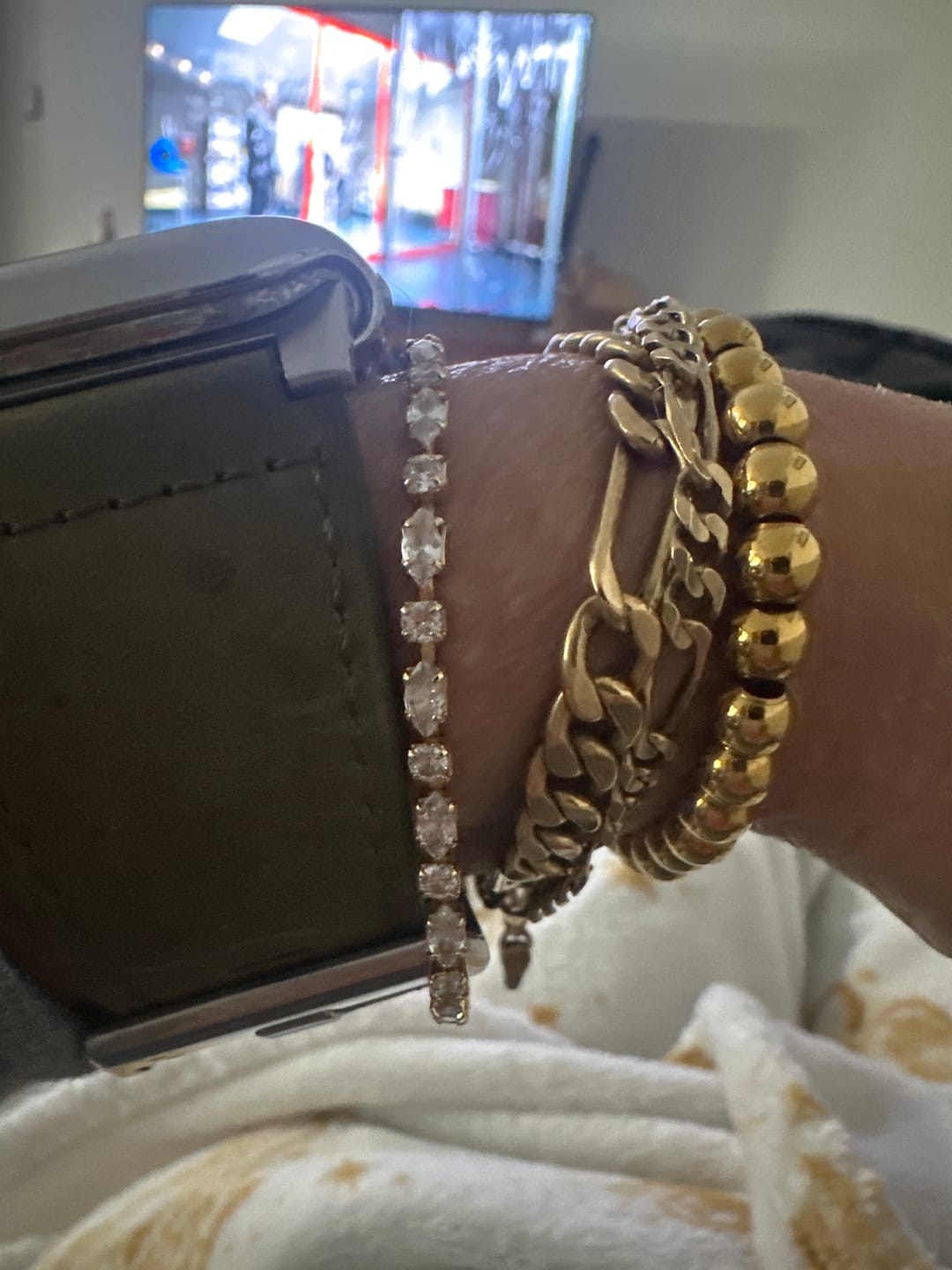 Customer photo review of Melly Adjustable Tennis Bracelet