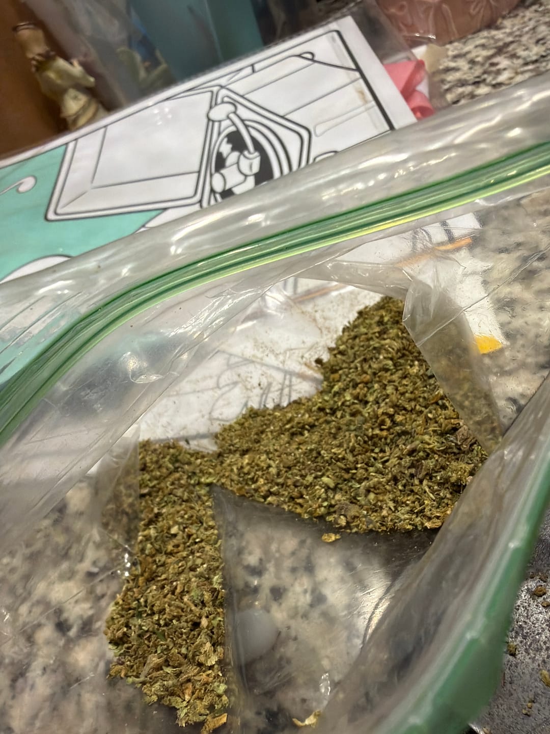 Customer photo review of 💎Cali Kush - Diamond Infused Shake 1oz