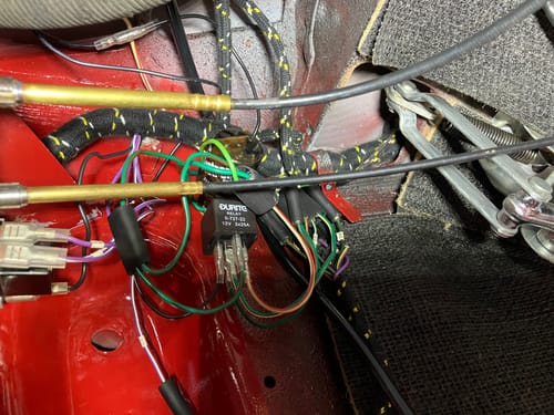 Customer photo review of 2 Pole Relay 20 Amp 5 Pin