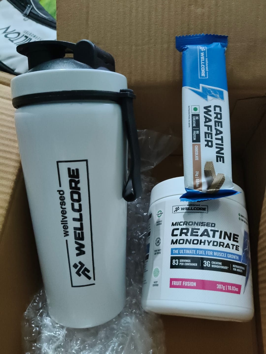 Customer photo review of Wellcore - Micronised Creatine Monohydrate (83 Servings, Fruit Fusion) + Premium Steel Shaker