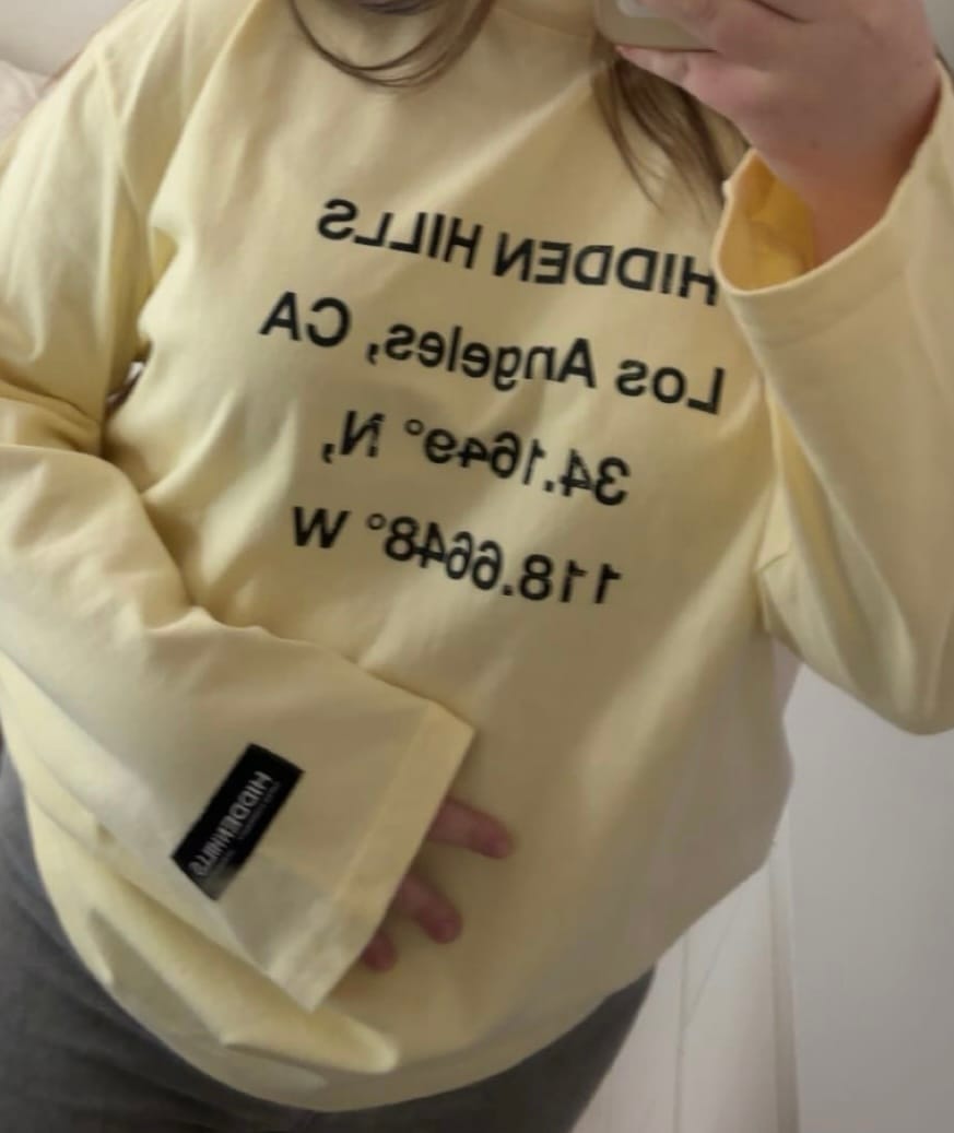 Customer photo review of VINTAGE LOGO LONGSLEEVE T-SHIRT BUTTER YELLOW