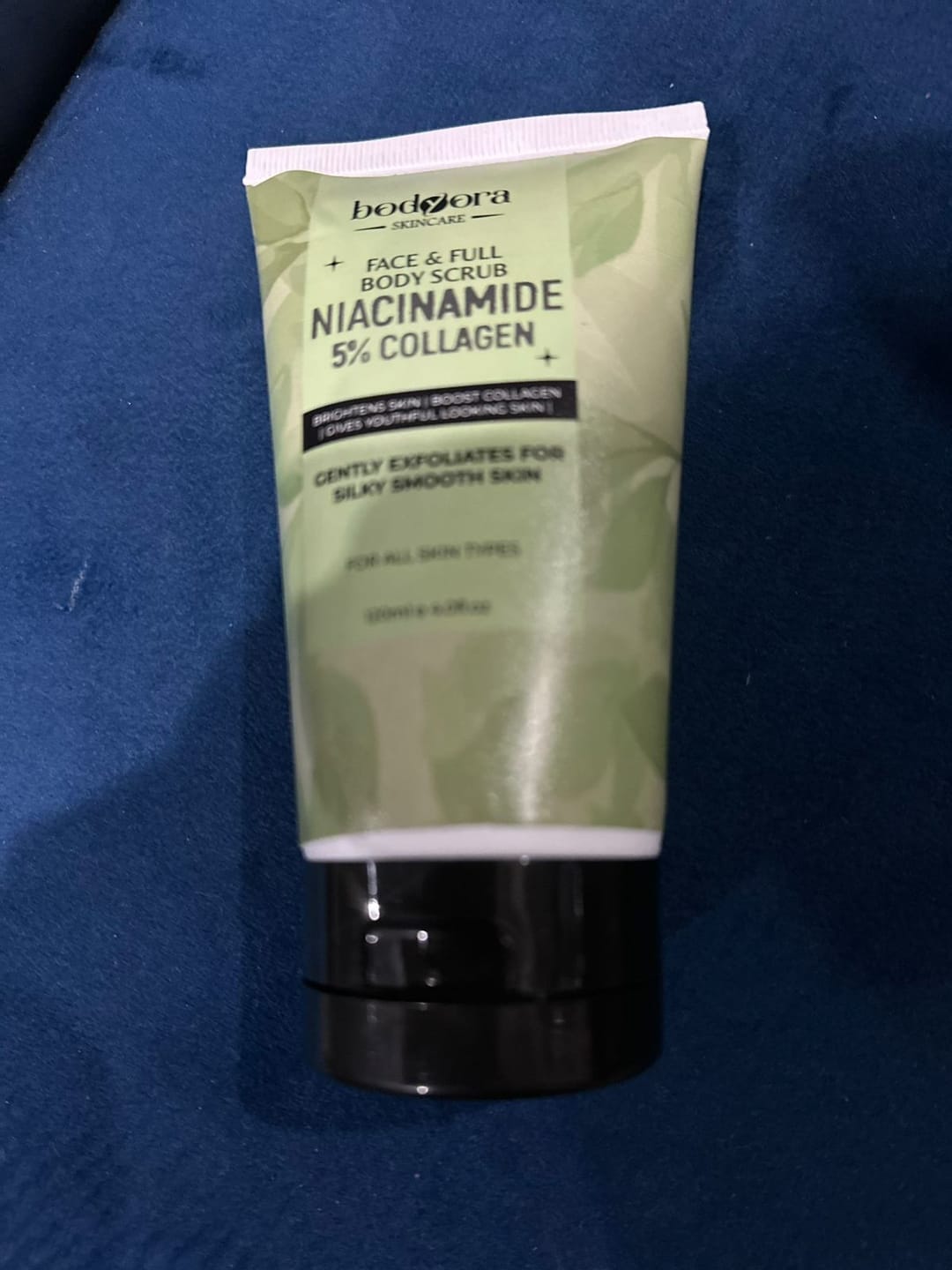 Customer photo review of Niacinamide 5% Collagen Face & Full Body Scrub