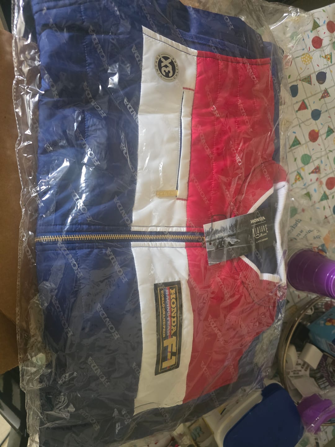 Customer photo review of 1986 Honda F1 Team Vest