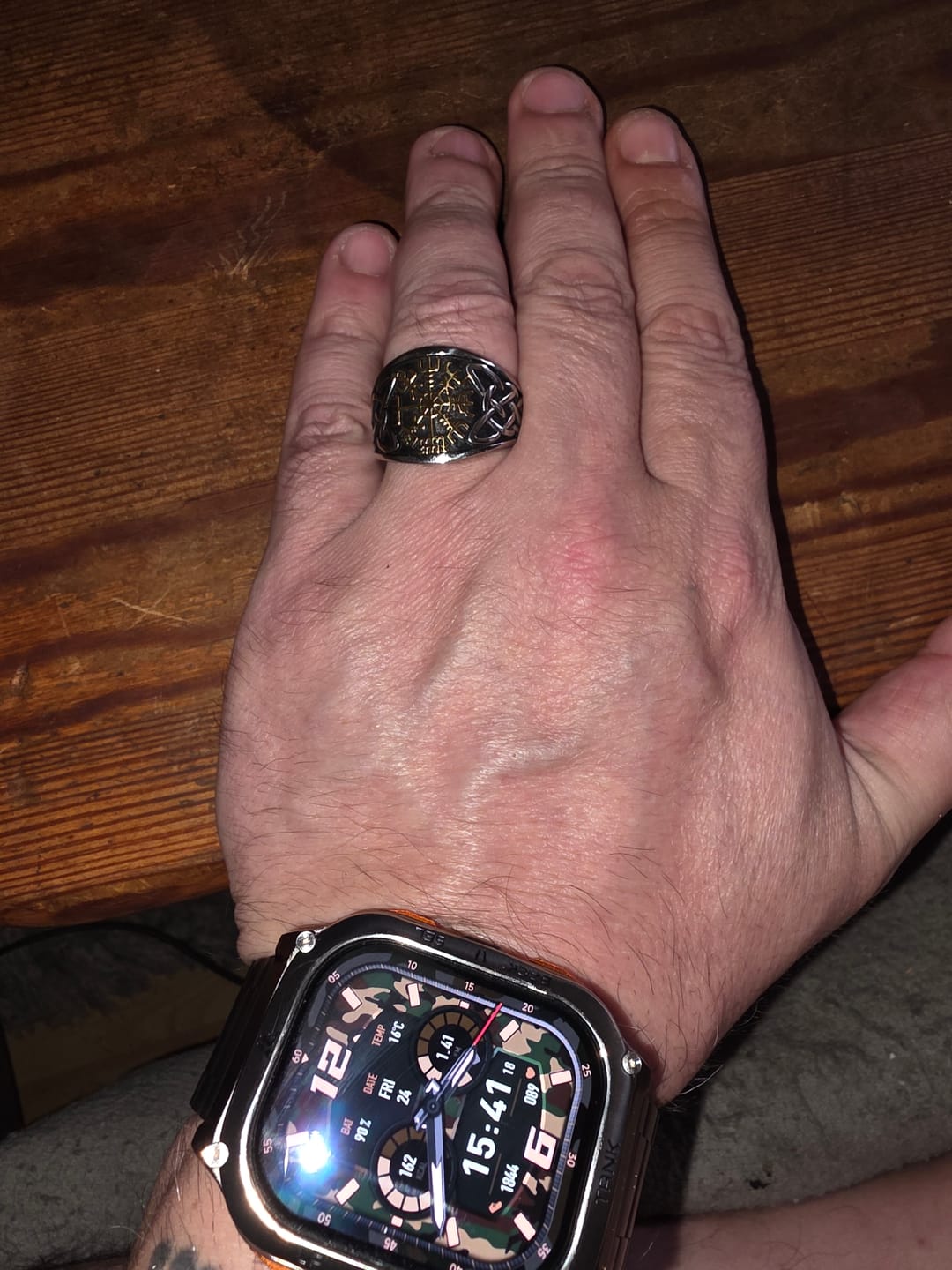 Customer photo review of Vegvísir Ring