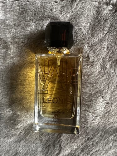 Customer photo review of PERFUME LÉONIE MAISON ALHAMBRA - 100ML