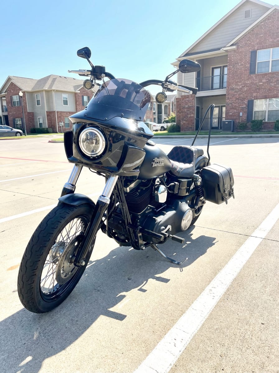 Customer photo review of Viking Darkin Motorcycle Fairing for Harley Dyna Street Bob FXDB Gloss Black