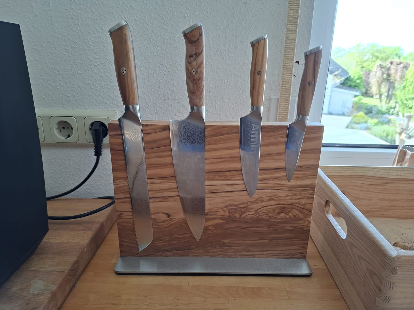 Customer photo review of Personalisierbares Damast Universalmesser Olive
