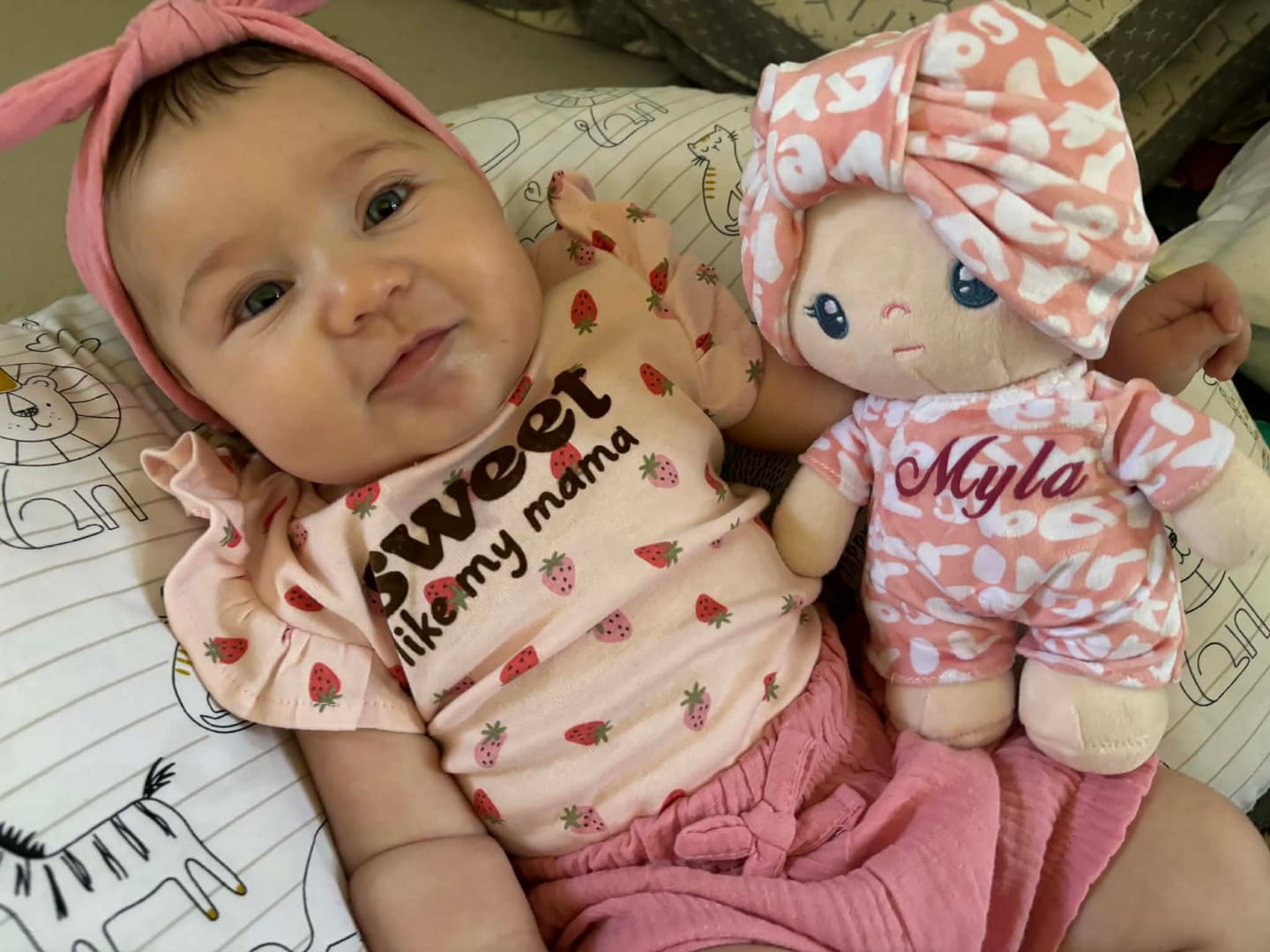 Customer photo review of Personalized Pudding Baby Girl - Light