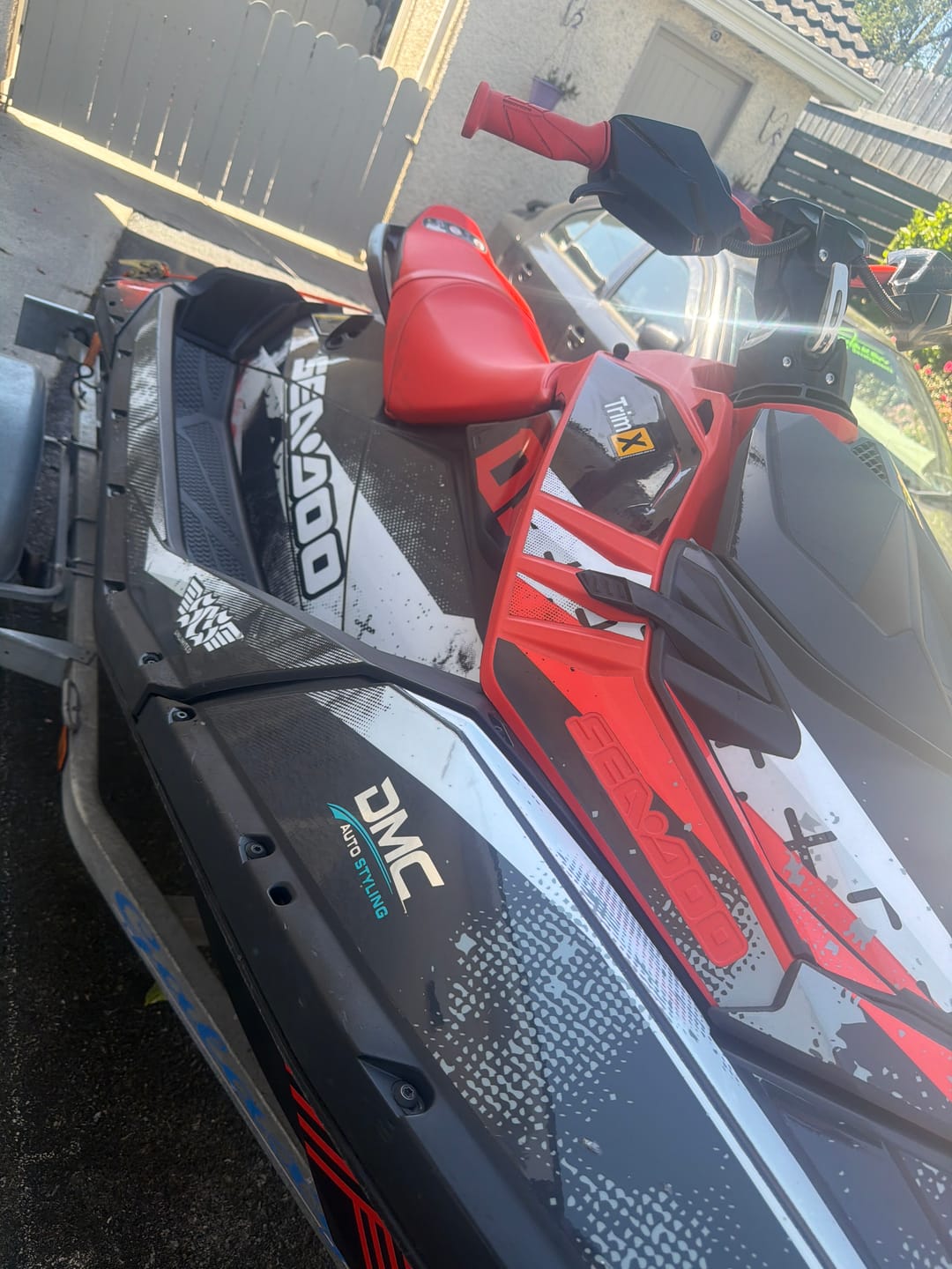 Customer photo review of Trim X Icon sticker