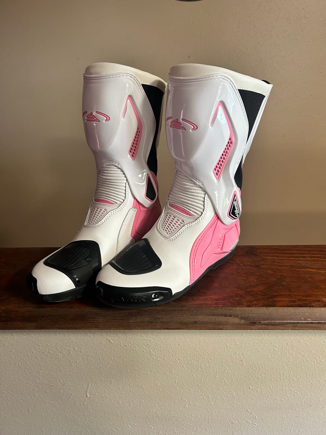 Customer photo review of Allgoal Pink Motorcycle Boots