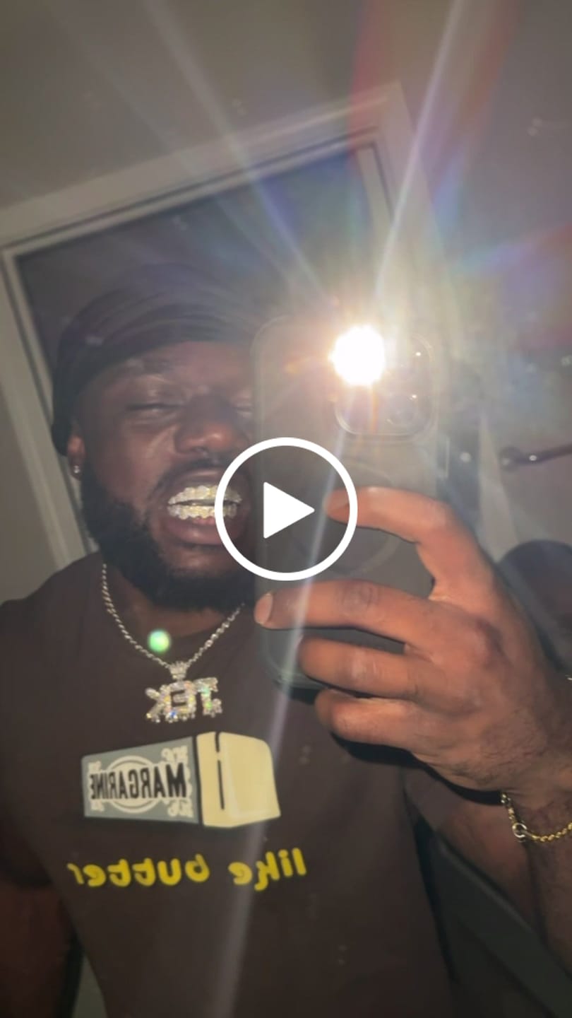 Customer video review of Custom Drip Font Pendant