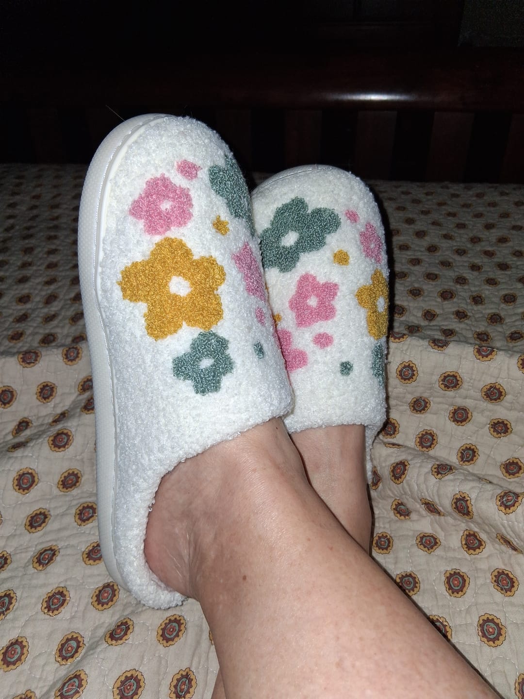 Customer photo review of Livia Flower Slippers