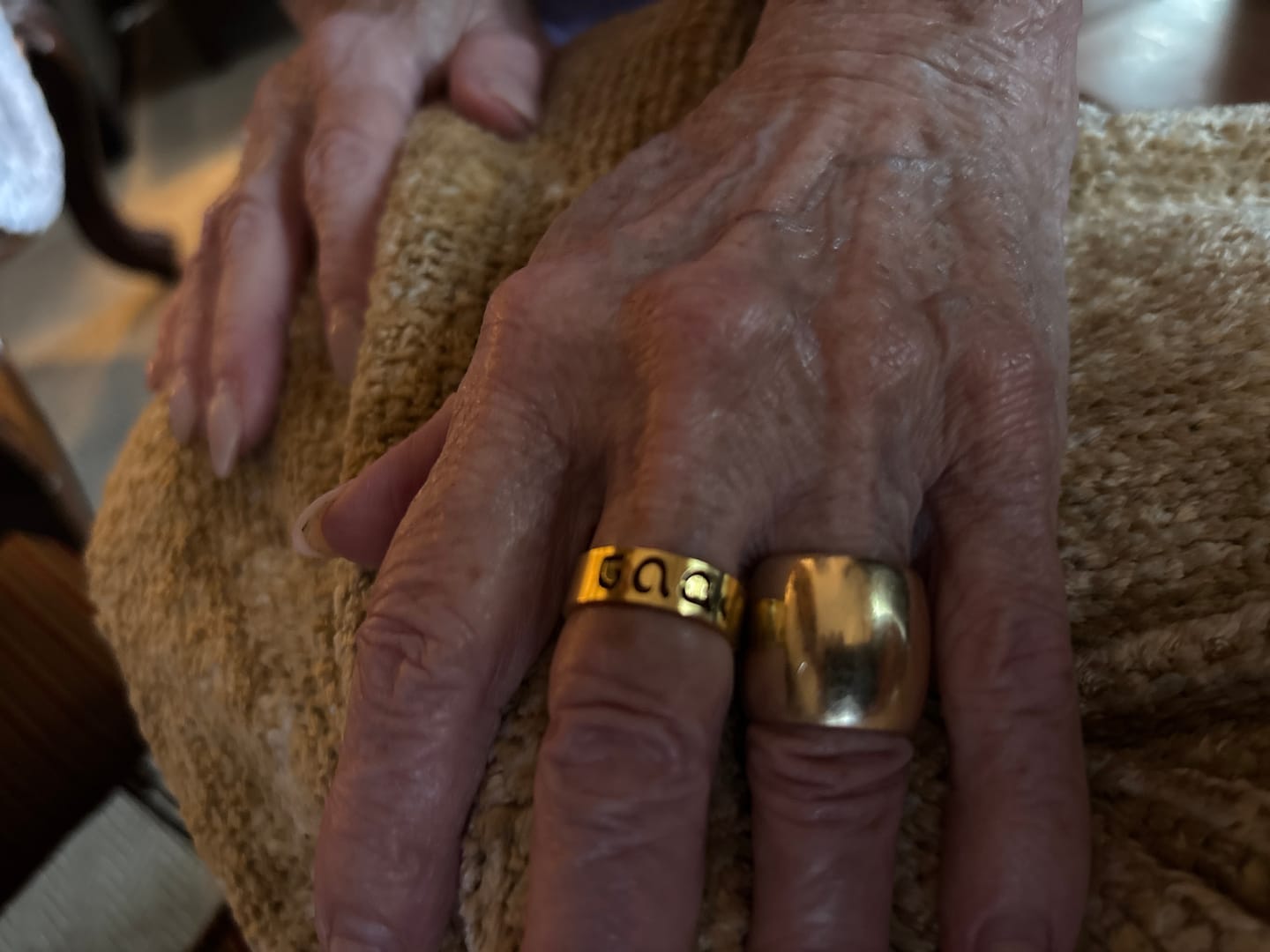 Customer photo review of Hebrew Name Ring
