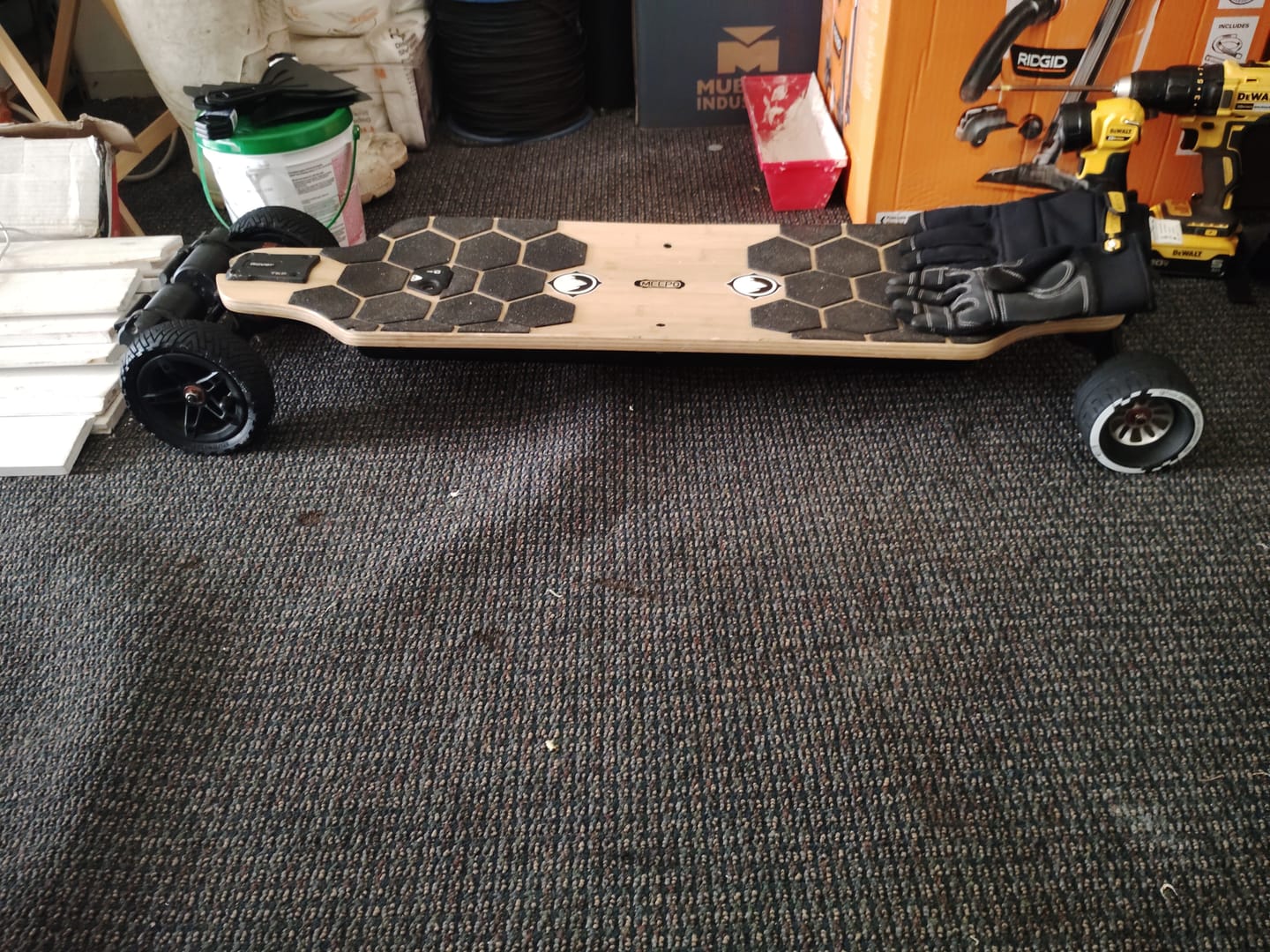 Customer photo review of Meepo Cyclone 107s Rubber Wheels – Exclusive 107mm Comfort Grip Upgrade