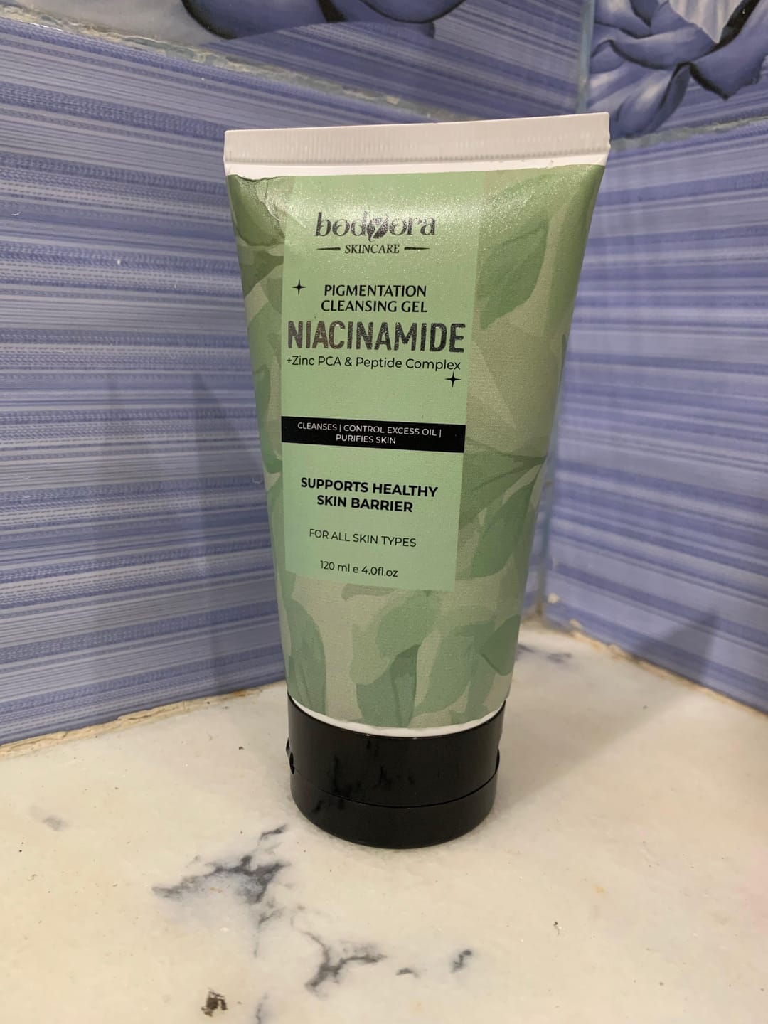 Customer photo review of Niacinamide Pigmentation Cleansing Gel