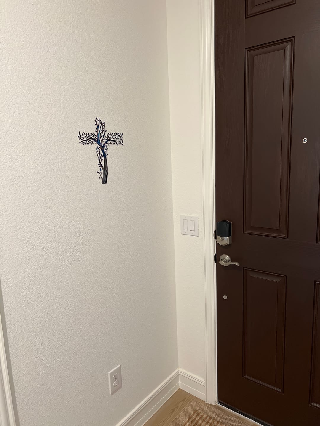Customer photo review of Christianartworkshop 4-Style Flourishing Cross Metal Wall Art: Growth & Grace in Every Branch