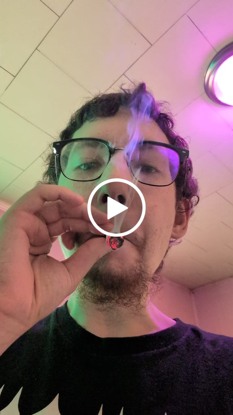 Customer video review of BISCOTTI SUGAR CONES