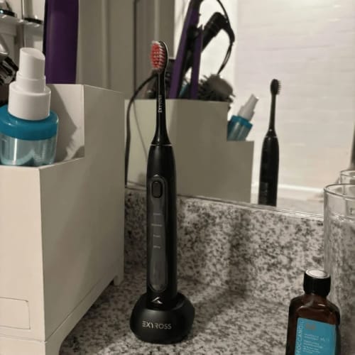 Customer photo review of Exy Red Light Toothbrush