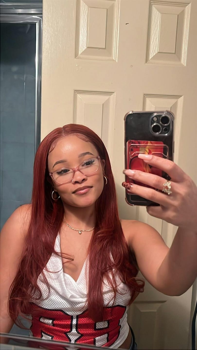 Customer photo review of Wavymy Wear & Go Reddish Brown 7x5 Glueless Lace Wigs Human Hair 180% Density