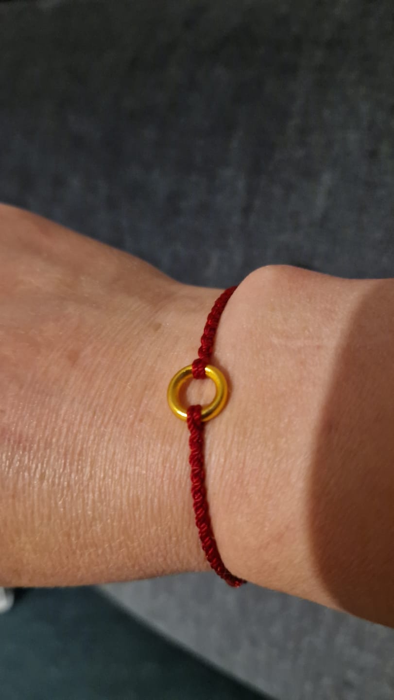 Customer photo review of Tibetisches Glücksarmband mit kleinen Perlen