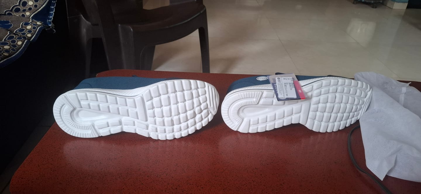 Customer photo review of Bacca Bucci Men's Comfortable Lightweight Walking Shoes