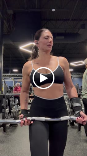 Customer video review of The Prime Line Sports Bra Leggings 2-Piece Set