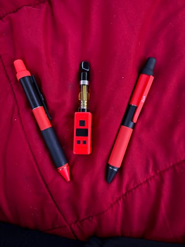 Customer photo review of Penjamin Cart Pen by Smyle™ Labs