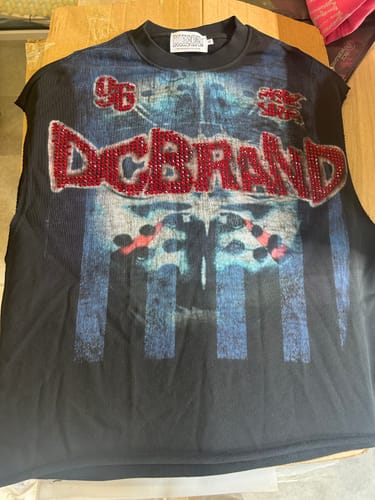 Customer photo review of Ruby Saint Raw Edge Tank-466