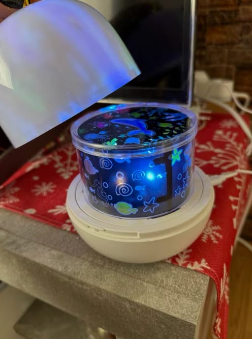 Customer photo review of Kinder Nachtlicht Projektor 2in1 | Sternenhimmel Einschlafhilfe