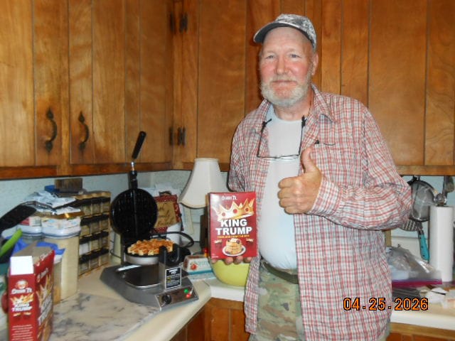 Customer photo review of Cousin T's Gourmet King Trump Pancake & Waffle Mix