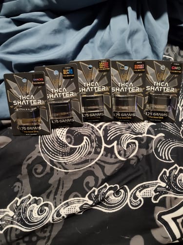 Customer photo review of Gold Spectrum THCA Shatter