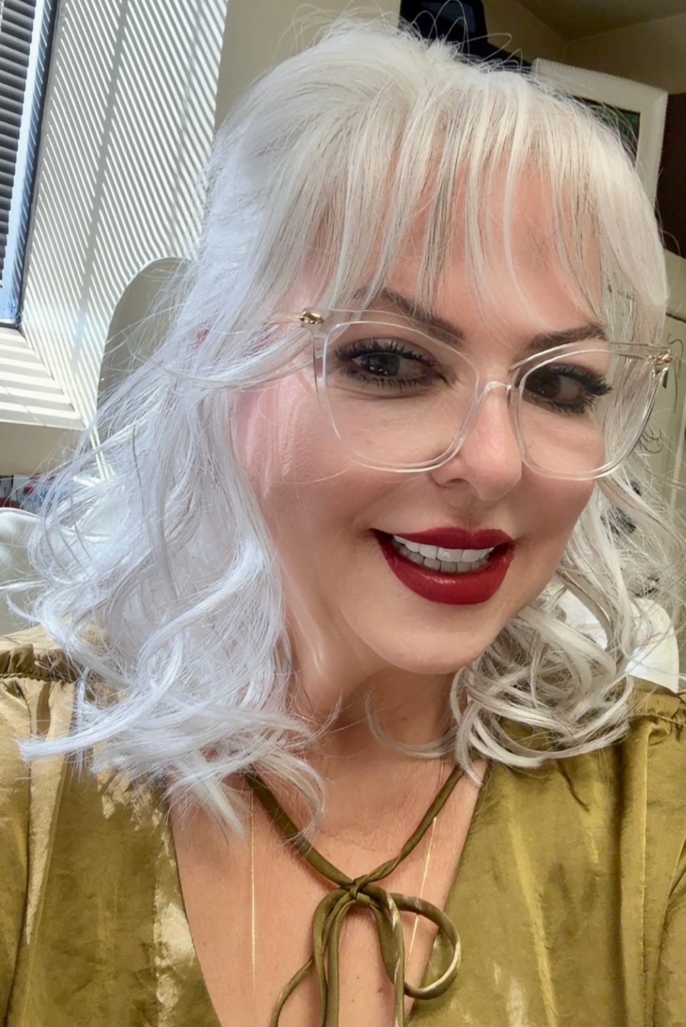 Customer photo review of FIRST CHOICE - Burnished Snow