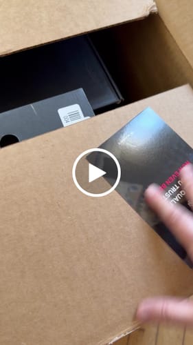 Customer video review of Everlane NIB Men's "The Desert Shoe"