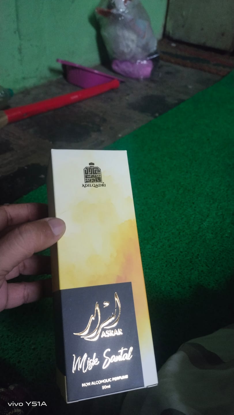 Customer photo review of Asrar Misk Santal Non Alcoholic Perfume Spray 50ml