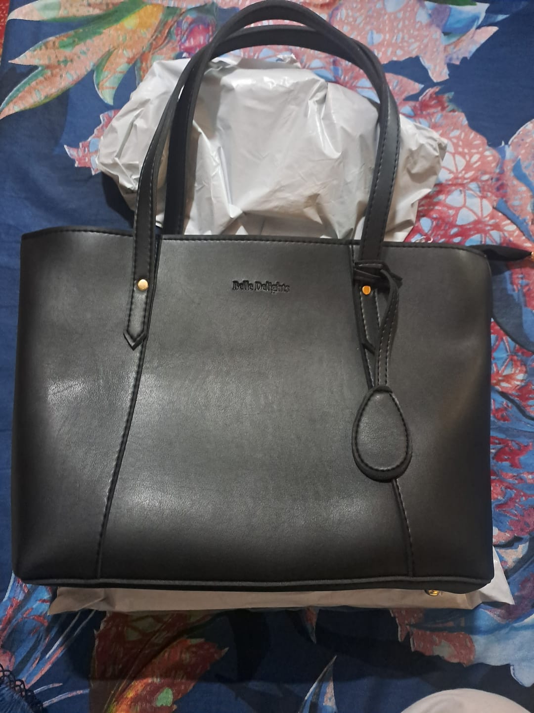 Customer photo review of Black Belle The Tote Bag