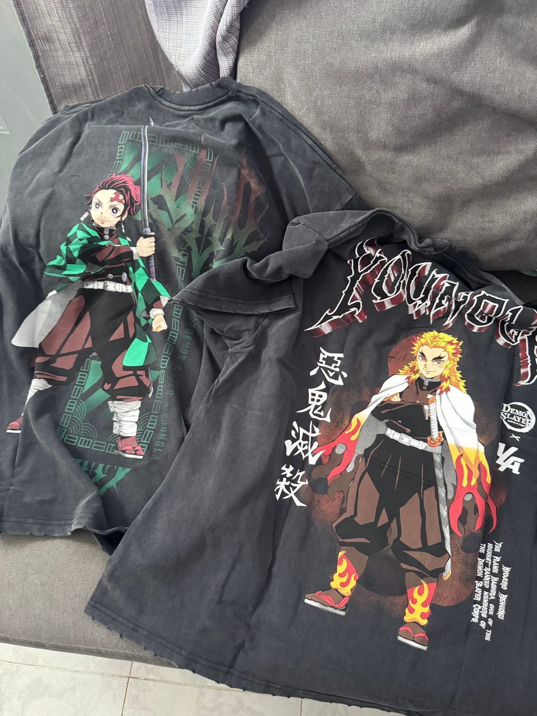 Customer photo review of 4266 - Demon Slayer: Kimetsu no Yaiba - Character Tees