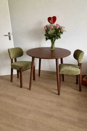 Customer photo review of TRADITION - Table a manger ronde 4 personnes en pin massif D90 finition noyer