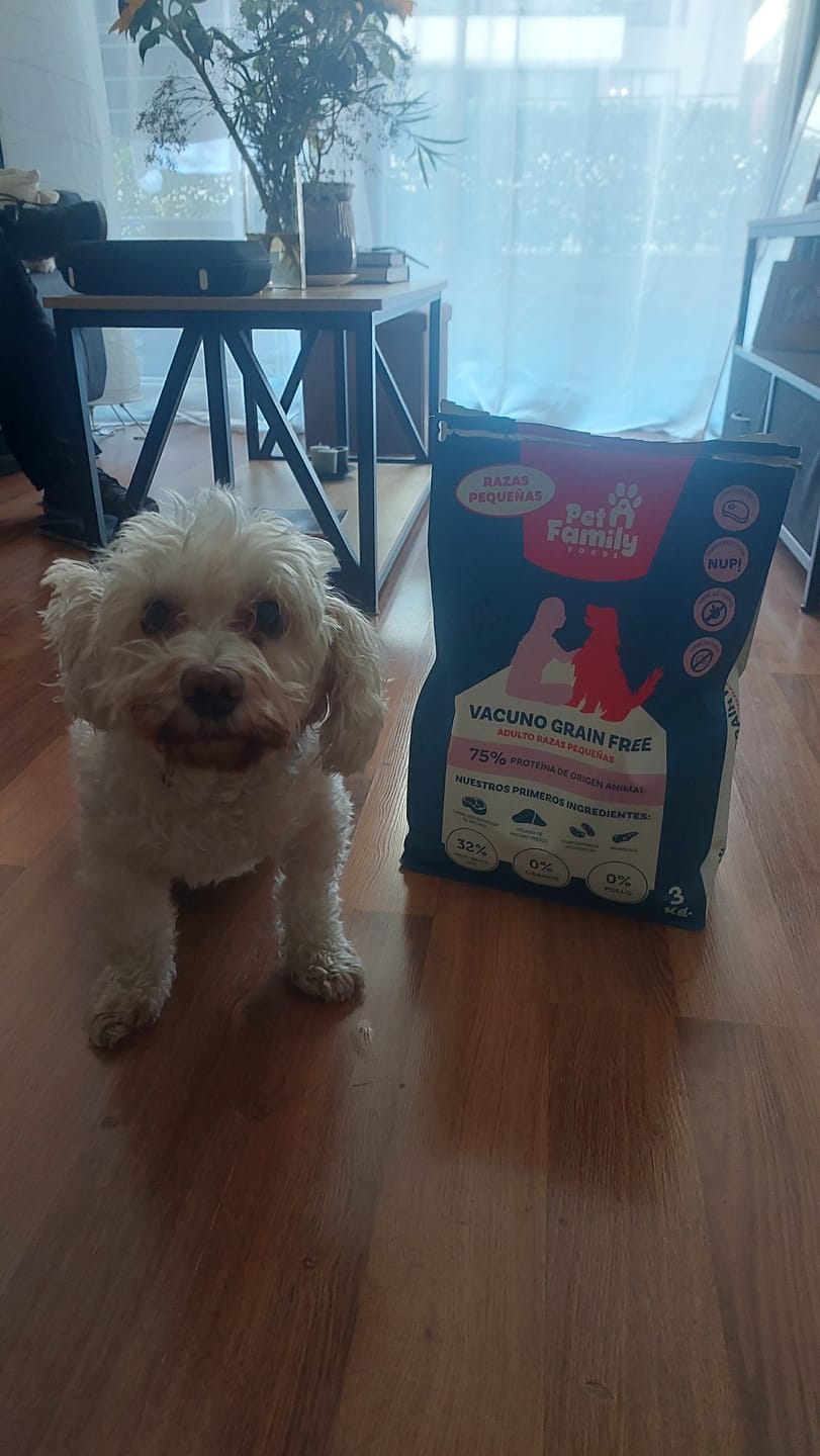 Customer photo review of PetFamily Foods Grain Free