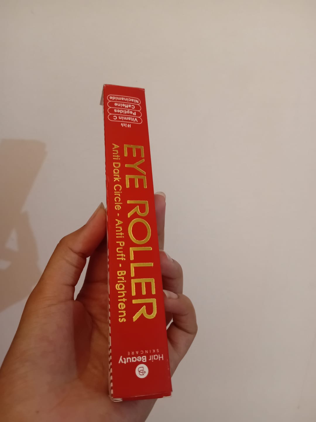 Customer photo review of Eye Roller | Eliminates Dark Circles & Puffy Eyes