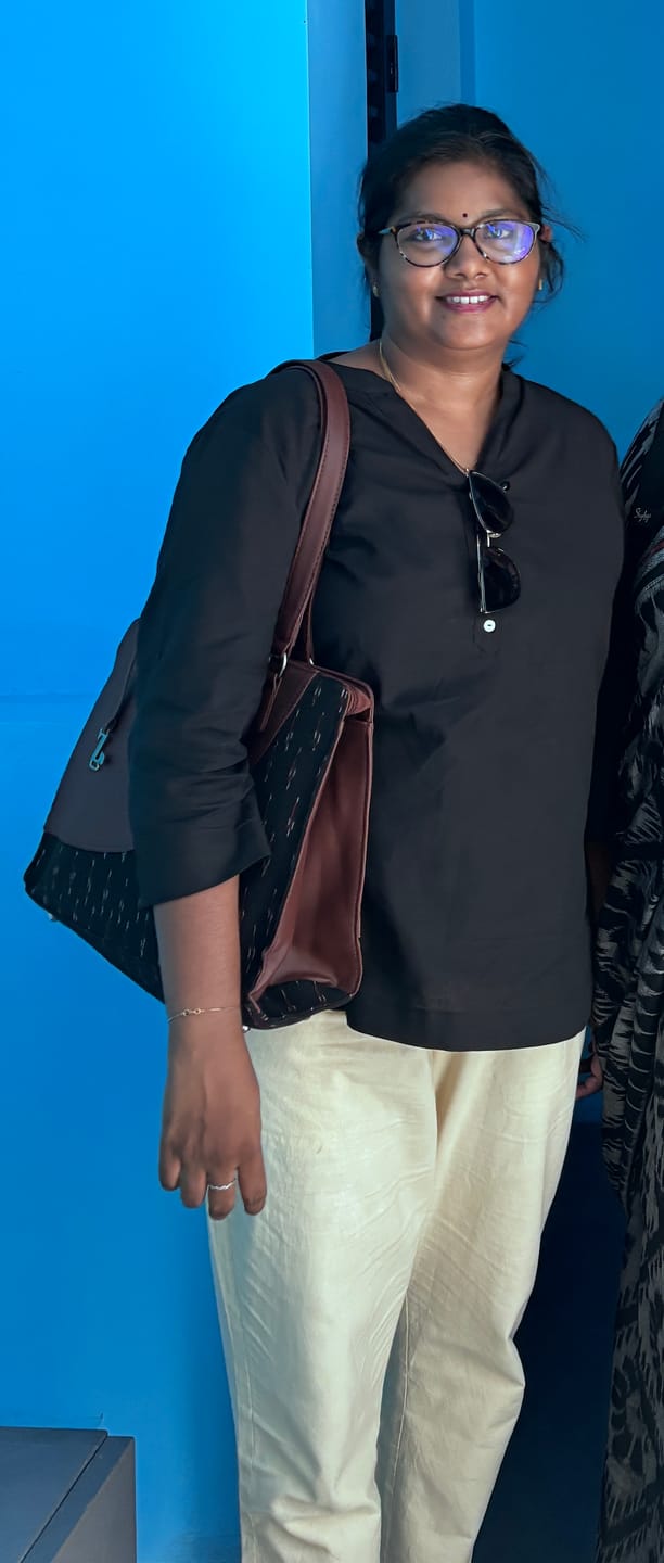 Customer photo review of Women Black Airy Linen Short Kurta
