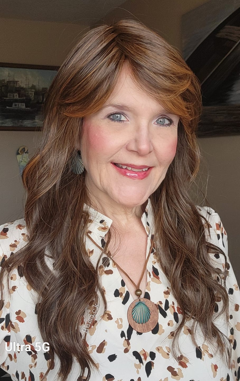 Customer photo review of BEAUTY SHAKER - Chocolate Cedar