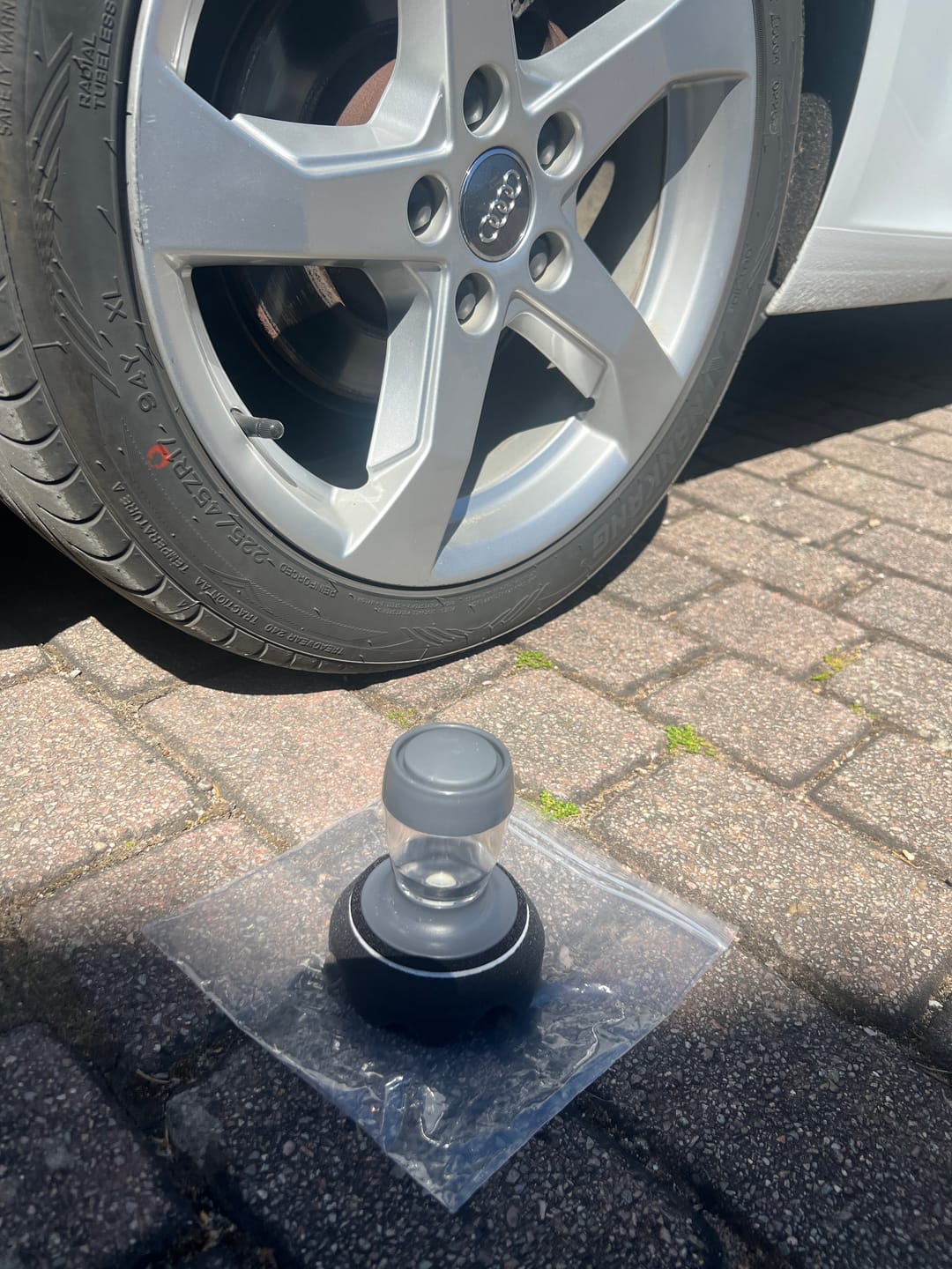 Customer photo review of MR Reifen-Applikator