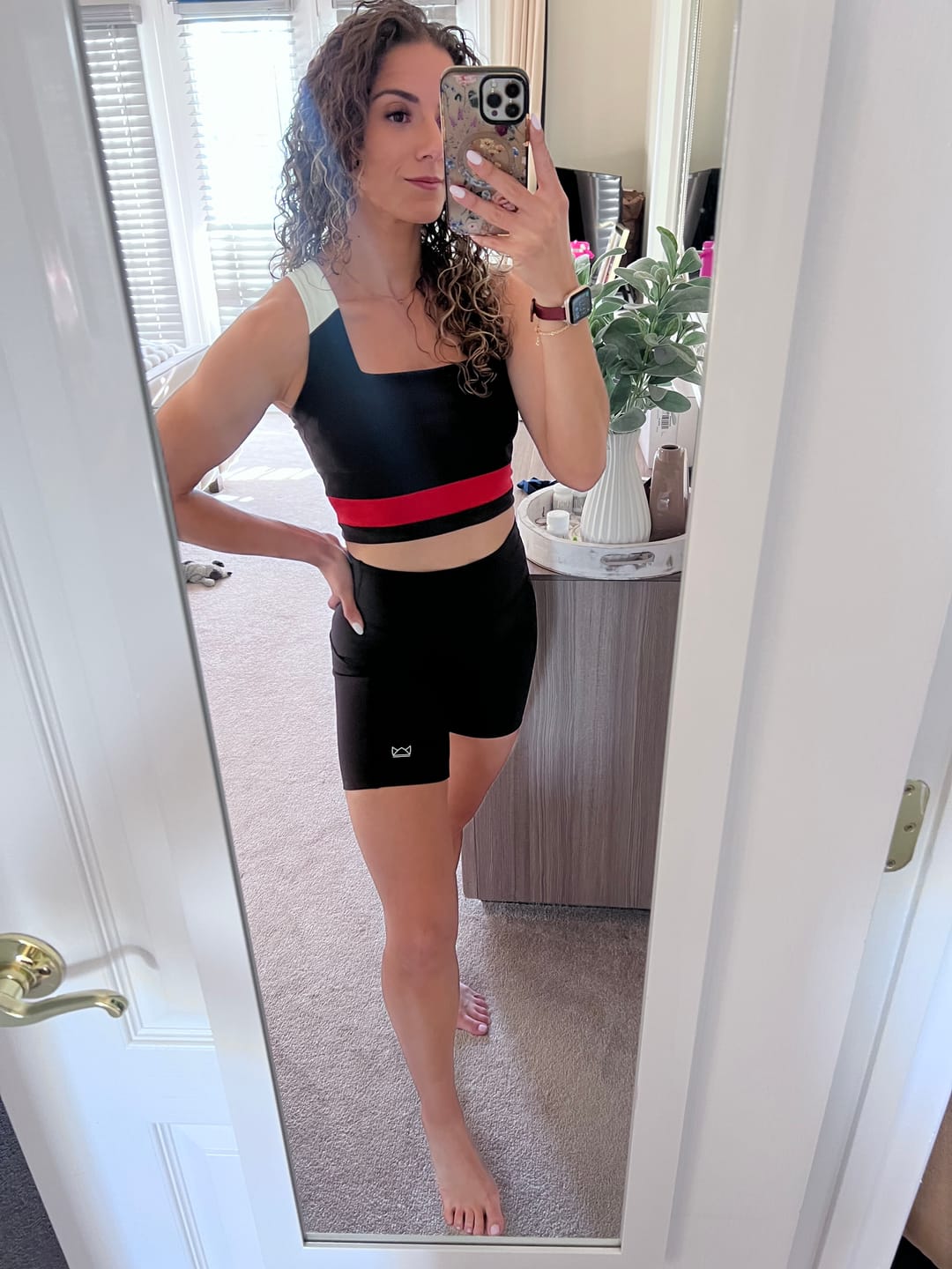Customer photo review of BOLD Color Blocked Square Neck Long Lined Bra