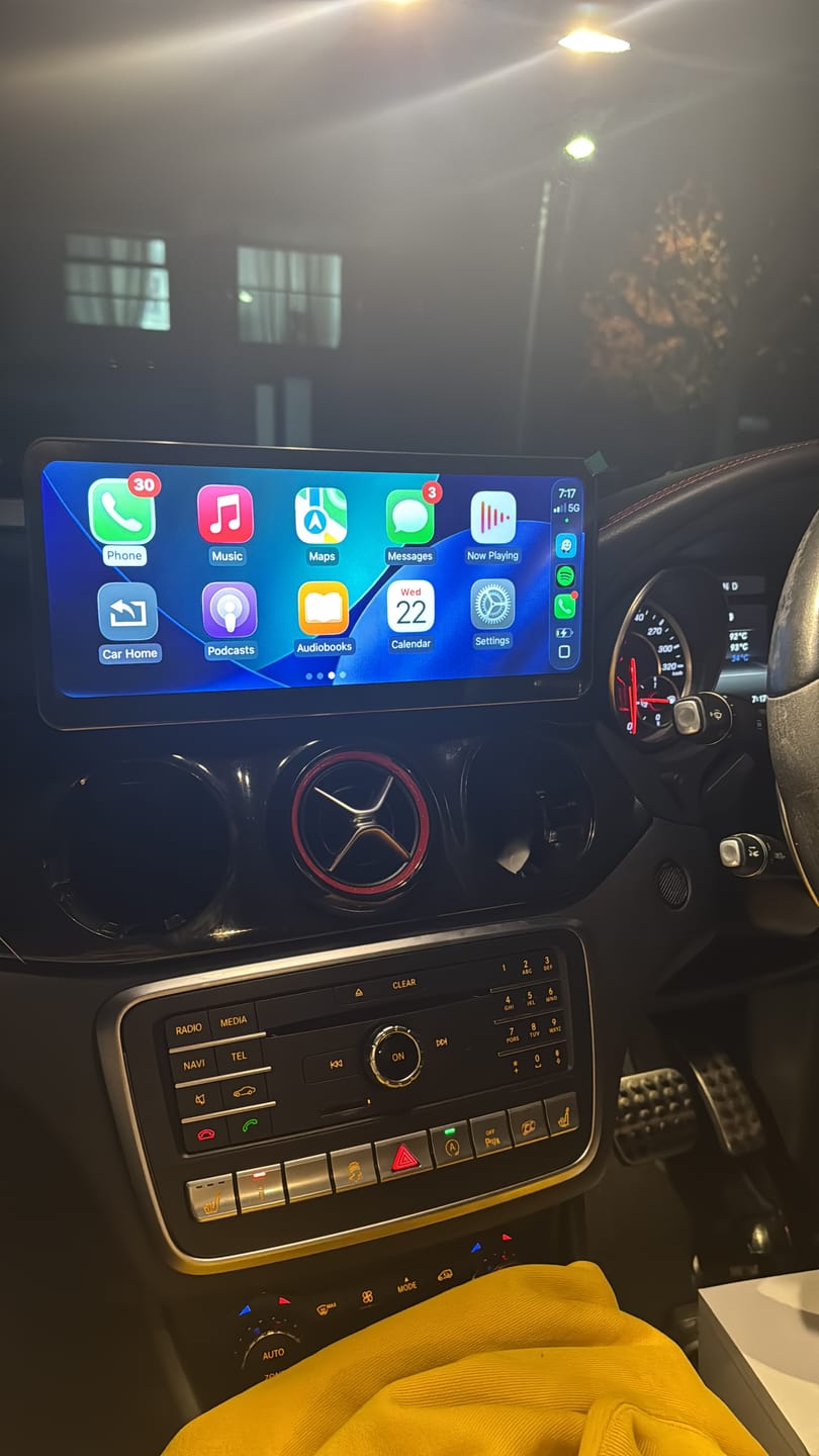 Customer photo review of Mercedes Benz A/CLA/GLA Class | W176/C177/X156 | 10.25"/12.3" Linux CarPlay/Android Touchscreen Display | 2013 - 2018