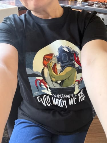 Customer photo review of Marškinėliai AQUALUNG KISS