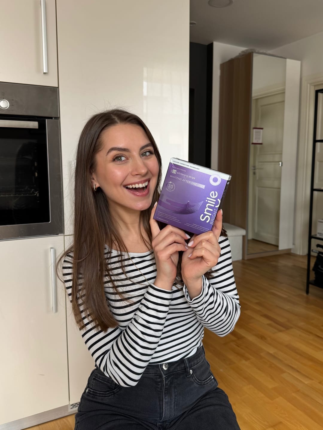 Customer photo review of V24 Violetinės Dantų Balinimo Juostelės